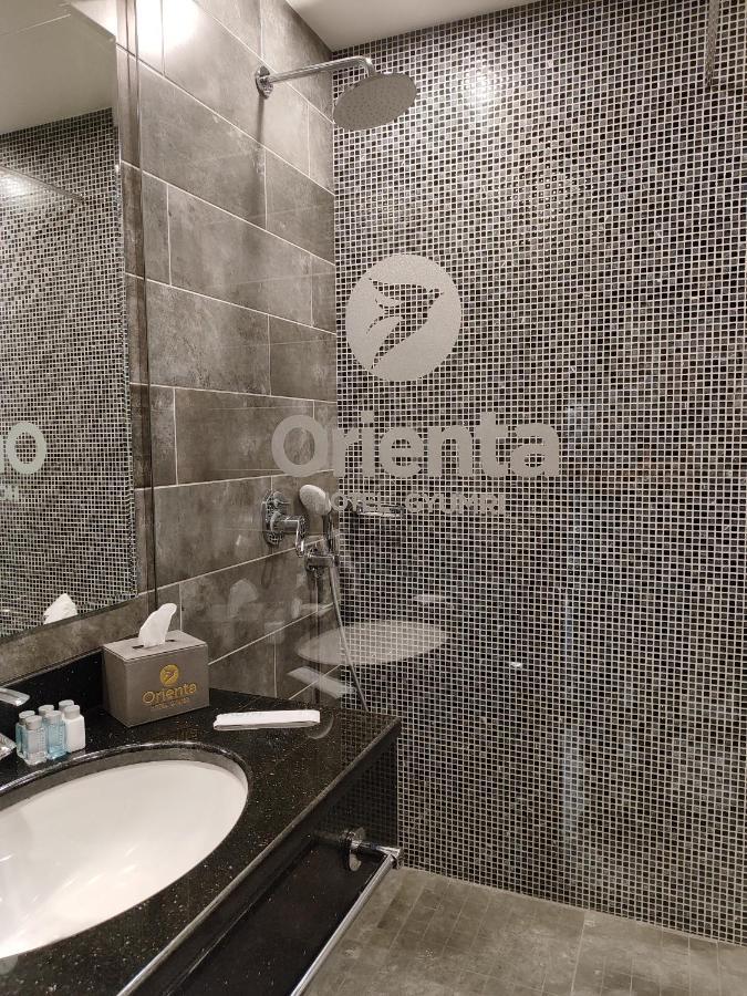 Orienta Hotel ギュムリ エクステリア 写真