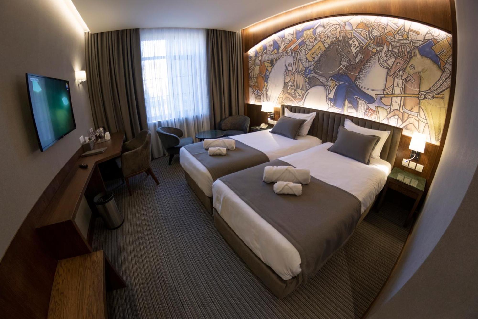 Orienta Hotel ギュムリ エクステリア 写真